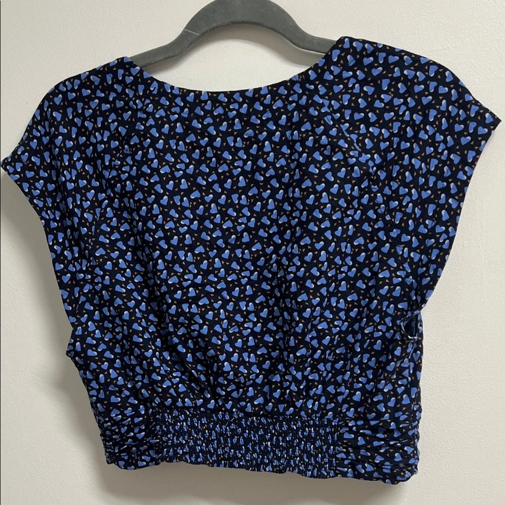 Free People Navy and Blue Heart Print V-Neck Key Hole Crop Top Small Festival